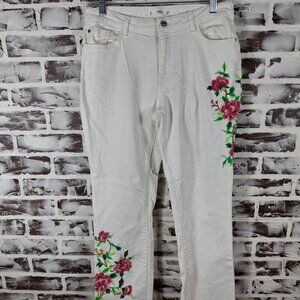 MNG Denim Size 8 White Jeans Straight Leg Embroidered Flowers